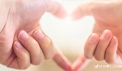 高端私立医院：指甲出现的10种变化